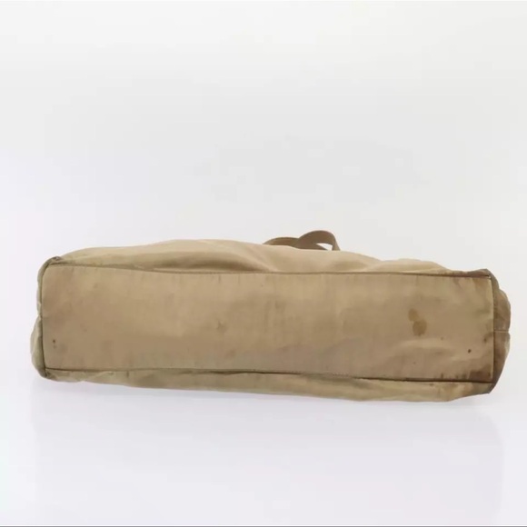 Use tan cream vintage nylon Prada bag - Picture 11 of 11